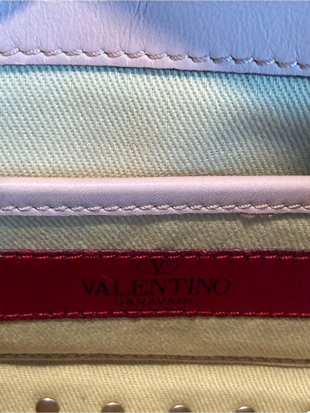 Valentino Pink Rockstud Crossbody Bag with Gold Hardware - Picture 5 of 11